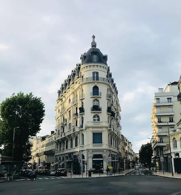 *Astoria 7* Rooftop Cosy A Vichy